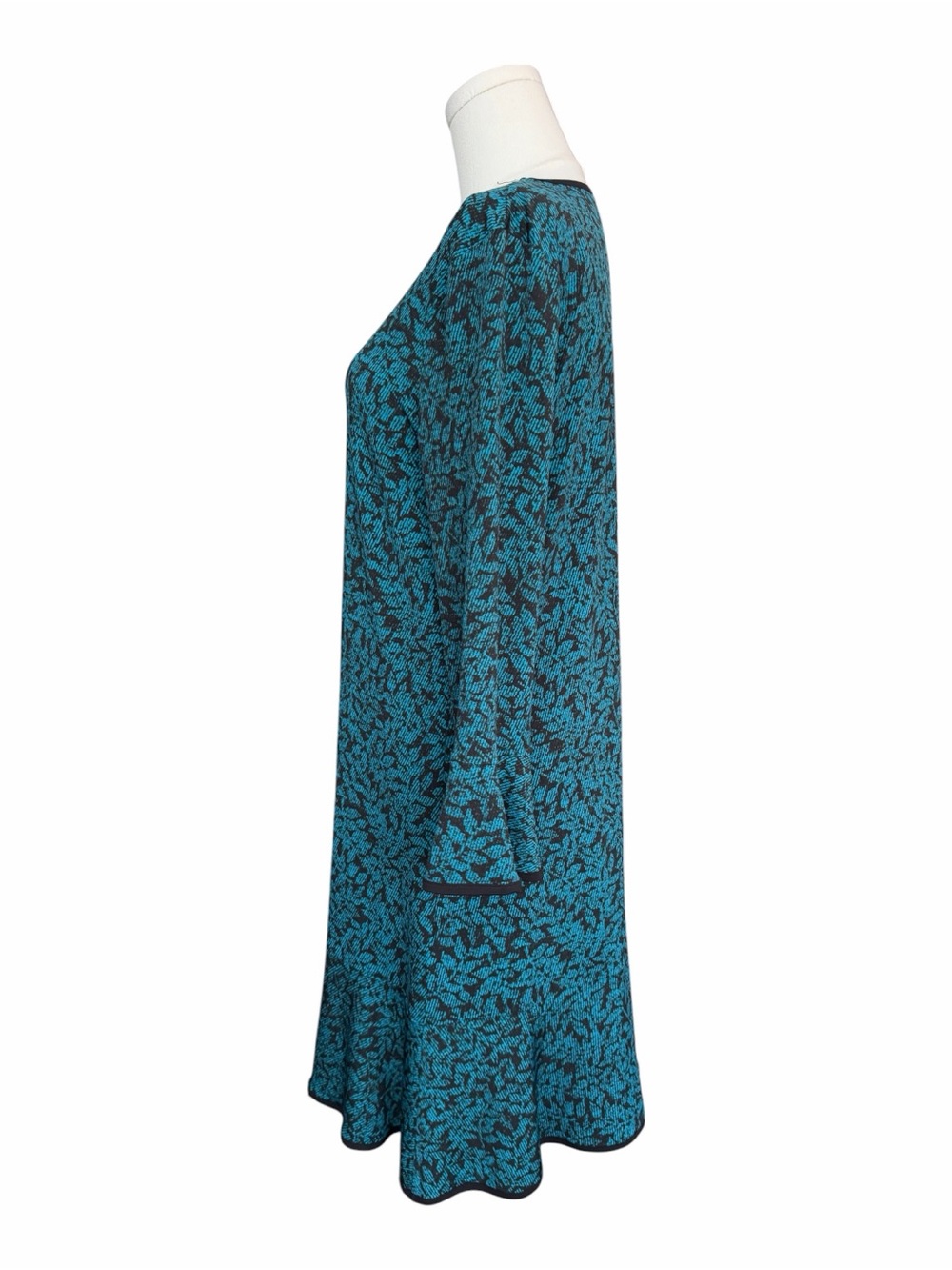 M_4 Michael Kors Lightweight Dress - Picture 4 of 7